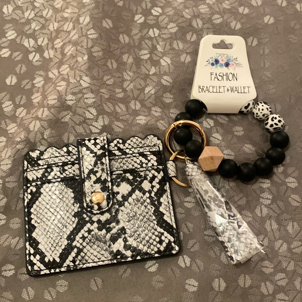 Black and white bracelet and wallet set